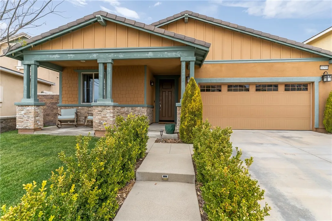 16590 Shafer Court, Fontana, California 92336 home-pic-2