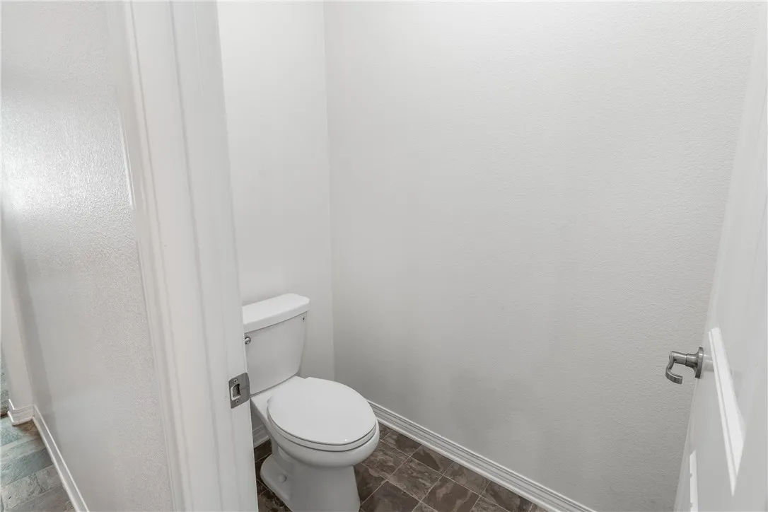 16590 Shafer Court, Fontana, California 92336 home-pic-29