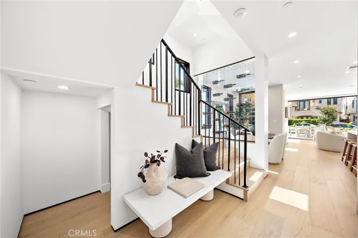 612 Begonia, Corona Del Mar, California 92625