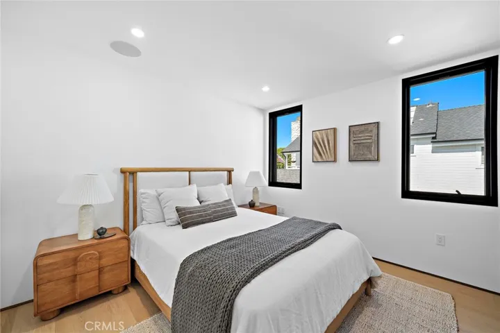 612 Begonia, Corona Del Mar, California 92625