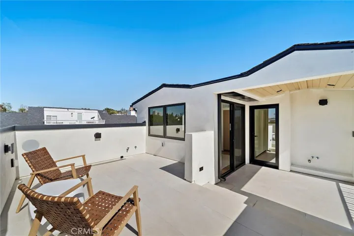 612 Begonia, Corona Del Mar, California 92625
