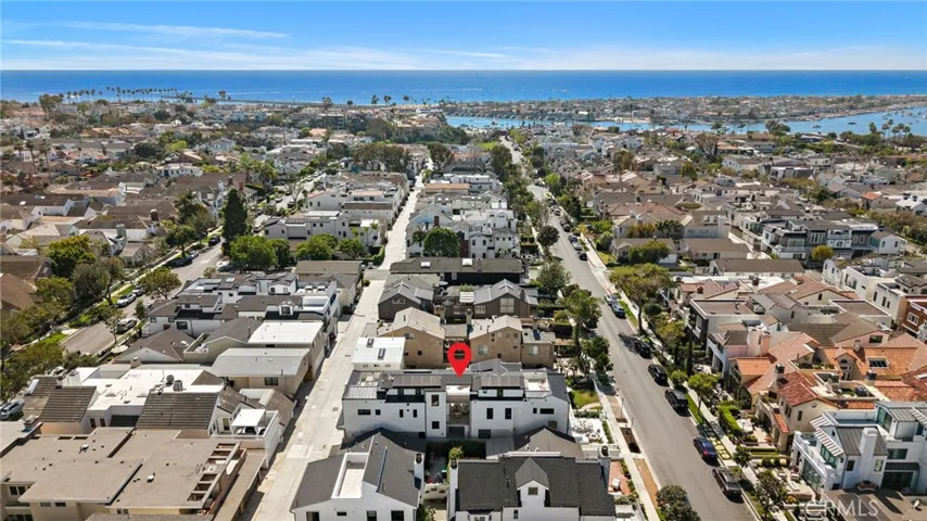 612 Begonia, Corona Del Mar, California 92625