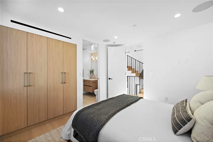612 Begonia, Corona Del Mar, California 92625