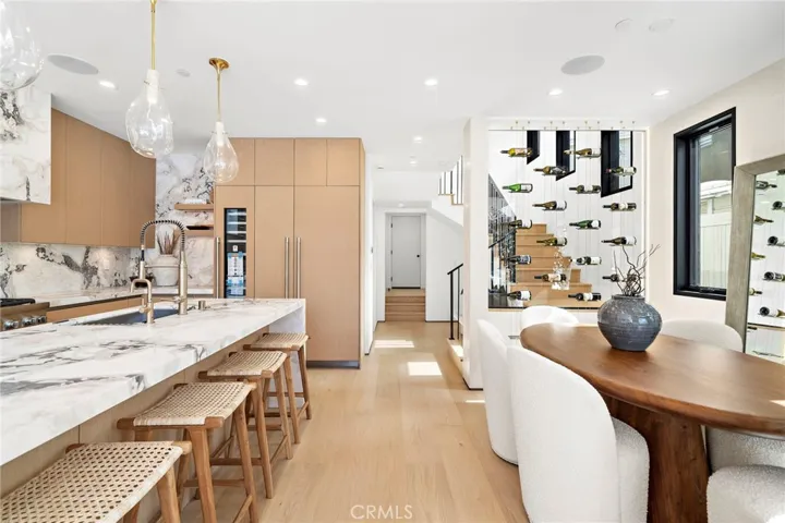 612 Begonia, Corona Del Mar, California 92625