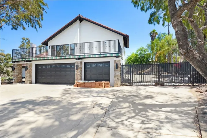 Front view of Property