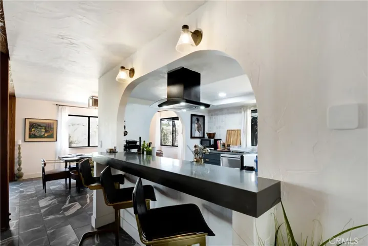 Kitchen Bar
