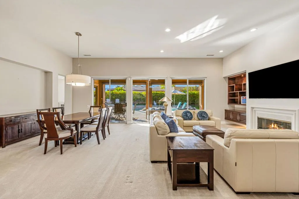 73 Amalfi Drive, Palm Desert, California 92211 home-pic-5