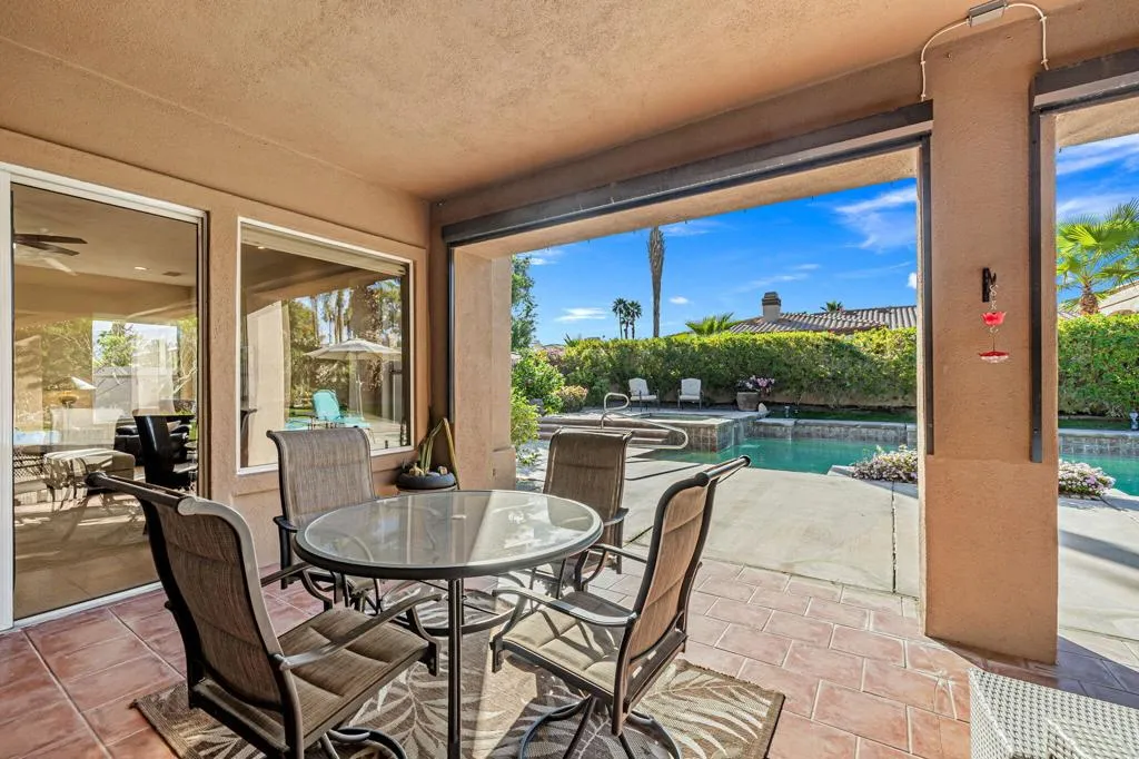 73 Amalfi Drive, Palm Desert, California 92211 home-pic-34