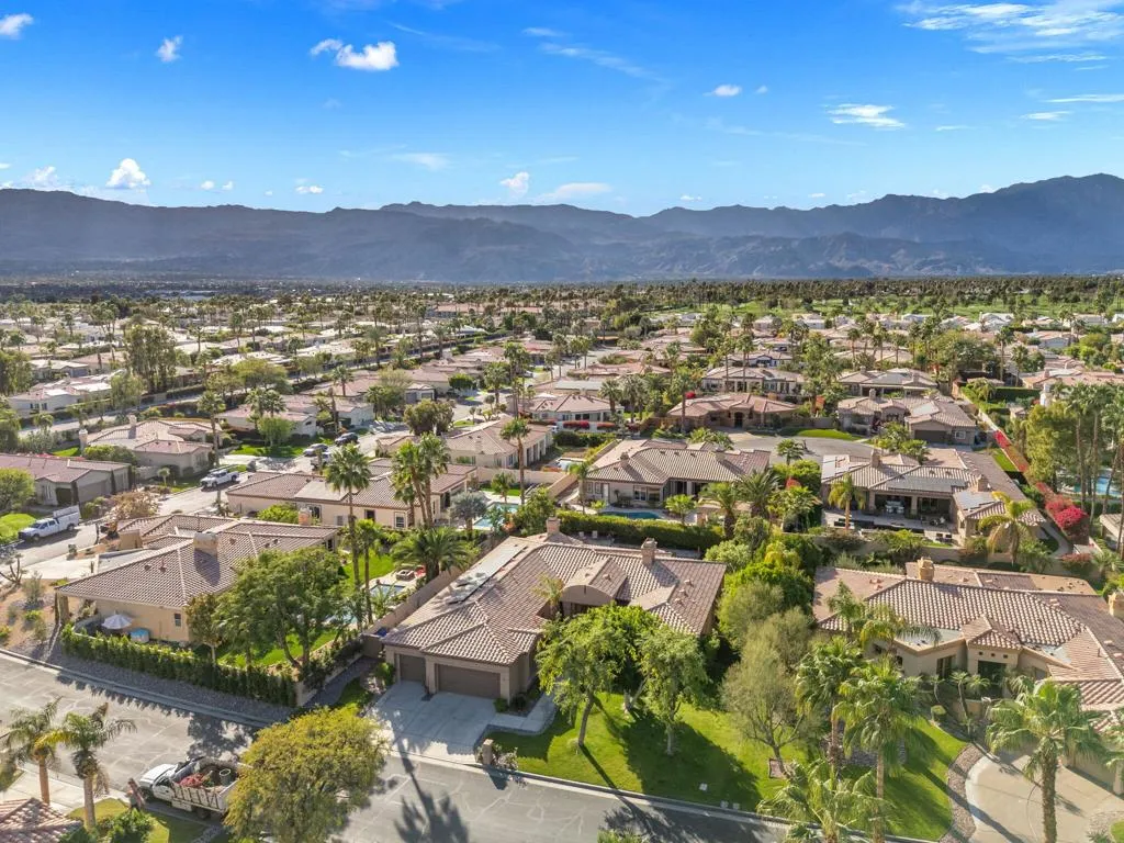 73 Amalfi Drive, Palm Desert, California 92211 home-pic-54