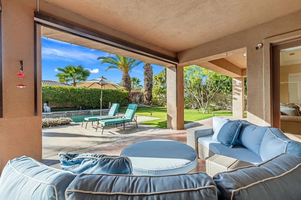 73 Amalfi Drive, Palm Desert, California 92211 home-pic-33