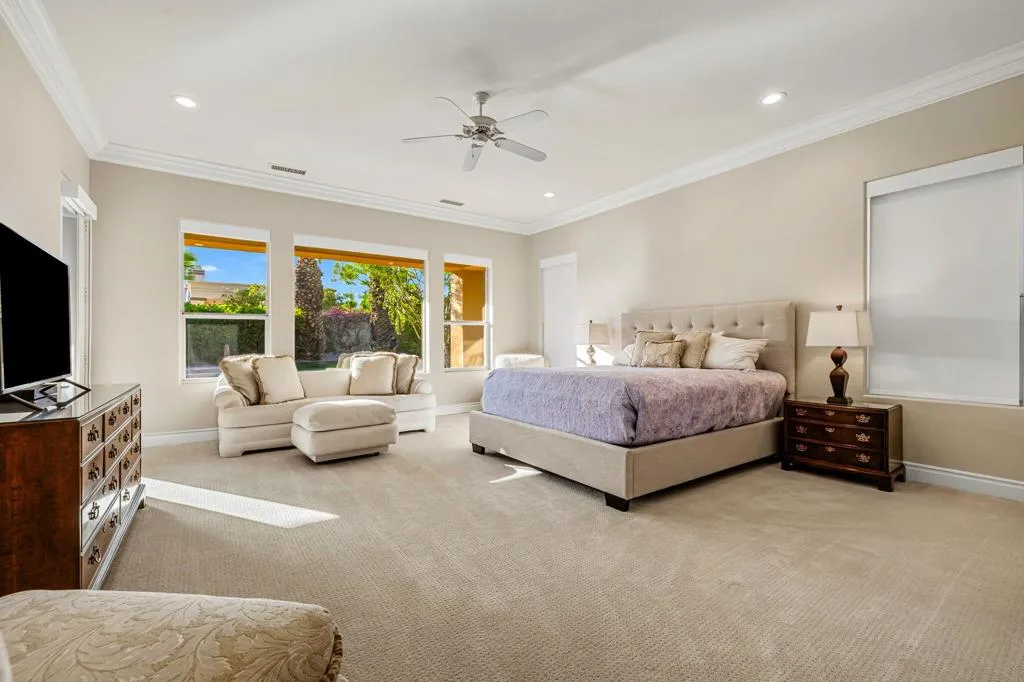 73 Amalfi Drive, Palm Desert, California 92211 home-pic-17