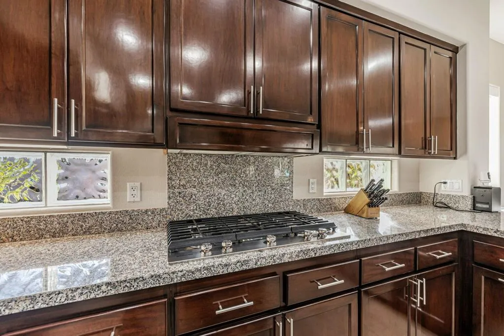 73 Amalfi Drive, Palm Desert, California 92211 home-pic-10
