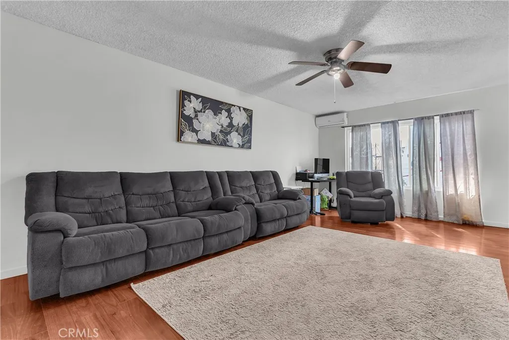 8835 Las Posas, Pico Rivera, California 90660 home-pic-7
