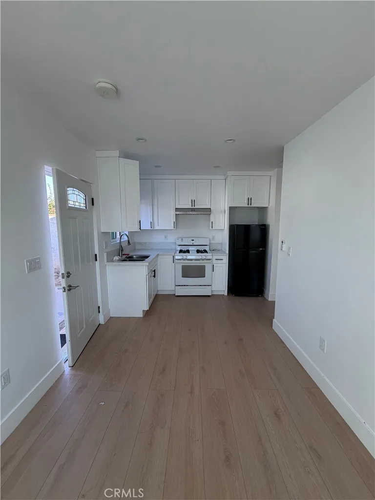 8835 Las Posas, Pico Rivera, California 90660 home-pic-16
