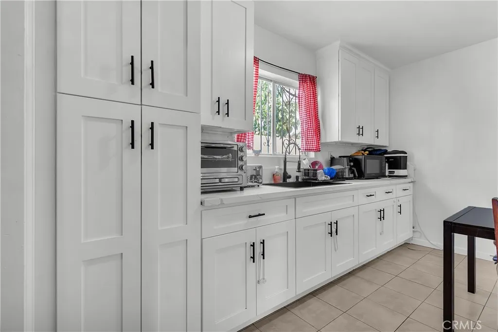8835 Las Posas, Pico Rivera, California 90660 home-pic-11