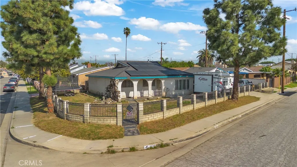 8835 Las Posas, Pico Rivera, California 90660 home-pic-1