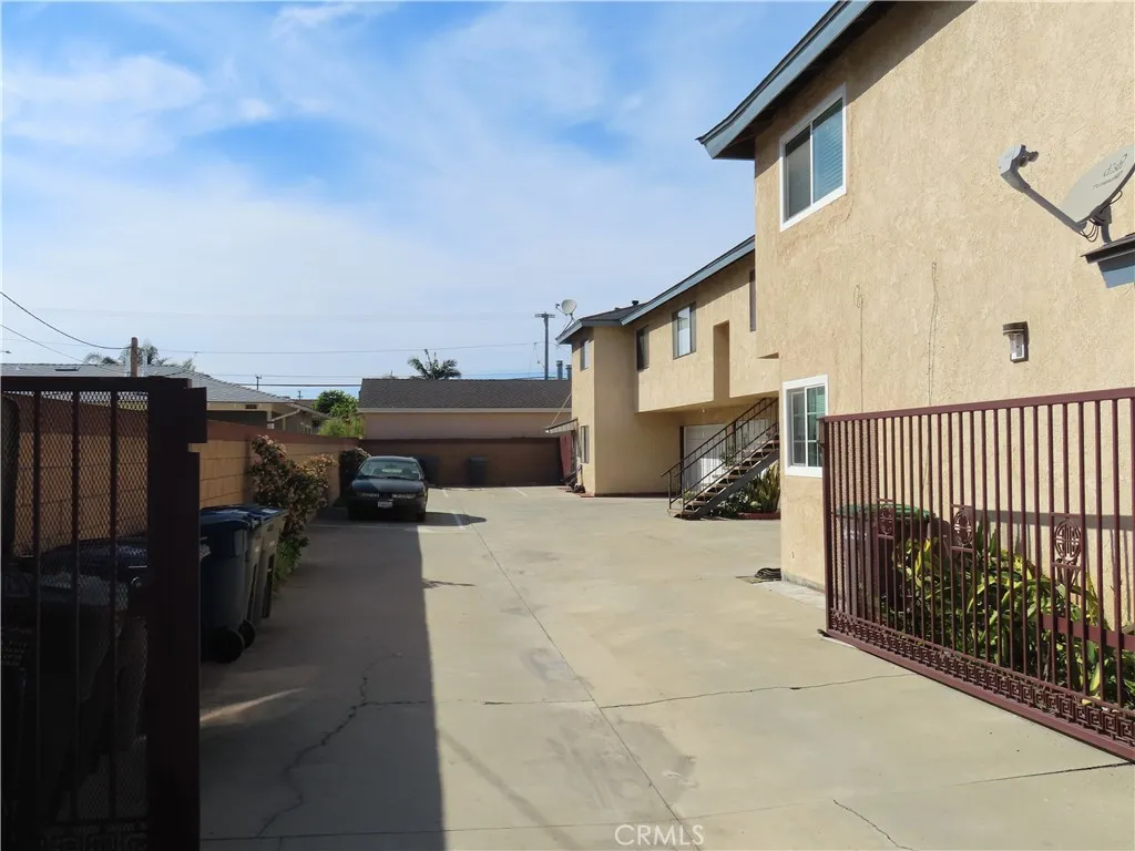 17039 S Dalton, Gardena, California 90247 home-pic-5