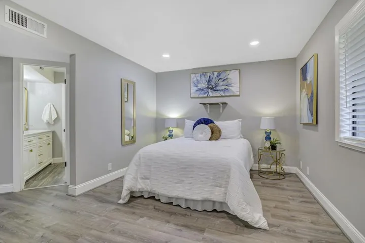 999 W Evelyn Terrace 40, Sunnyvale, California 94086