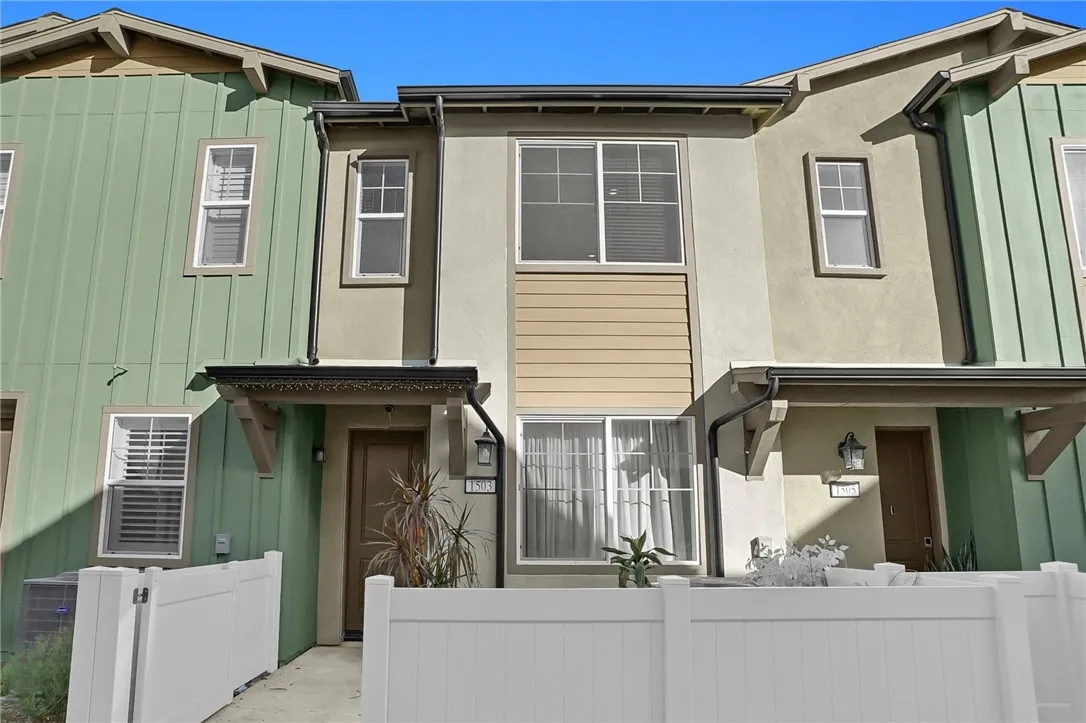 9785 Crossbay Loop 1503, Jurupa Valley, California 92509 home-pic-2