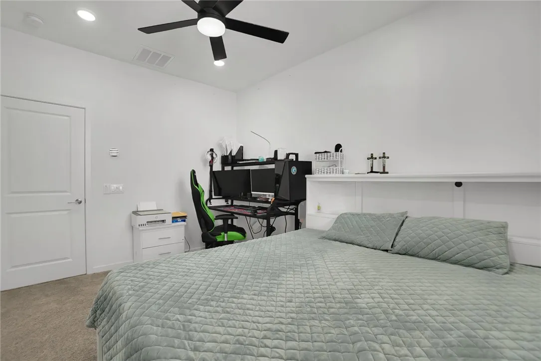 9785 Crossbay Loop 1503, Jurupa Valley, California 92509 home-pic-5