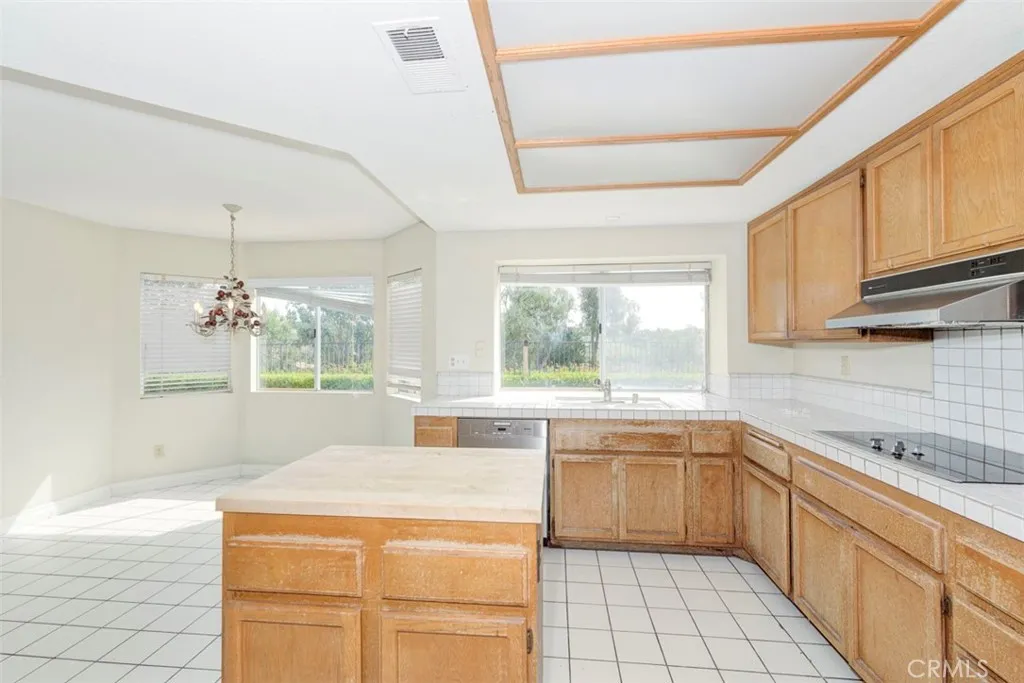 30 Center Court, Laguna Niguel, California 92677 home-pic-17