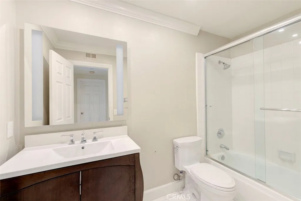 30 Center Court, Laguna Niguel, California 92677 home-pic-9