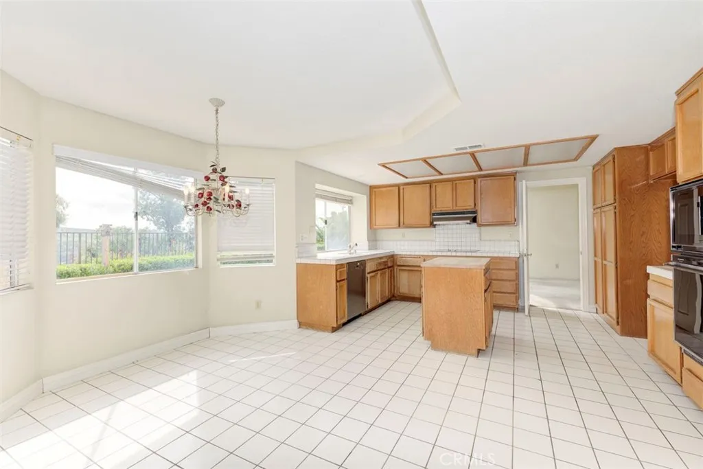 30 Center Court, Laguna Niguel, California 92677 home-pic-14
