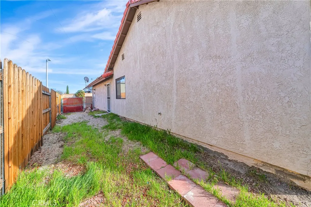 43247 Echard, Lancaster, California 93536 home-pic-29