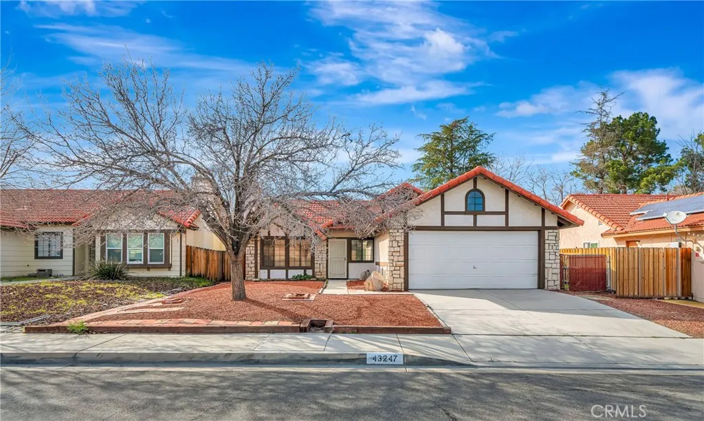 43247 Echard, Lancaster, California 93536 home-pic-31