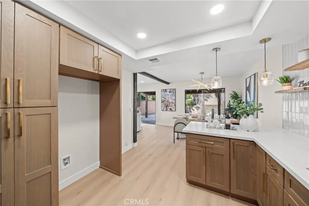 2005 Windsor Cir, Duarte, California 91010 home-pic-19