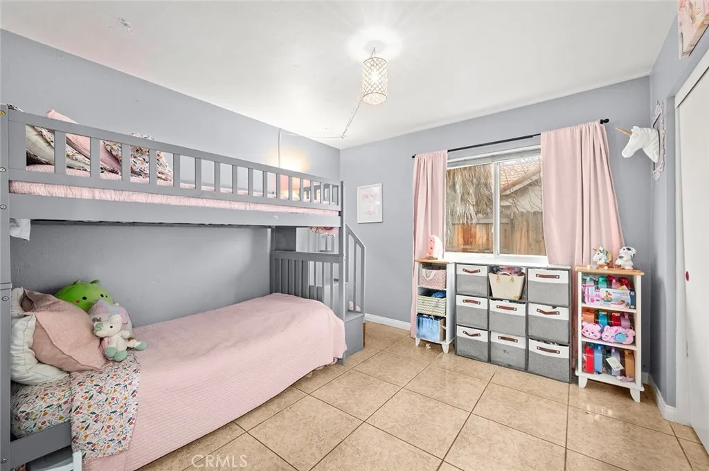 16151 Nippet Lane, Moreno Valley, California 92551 home-pic-24