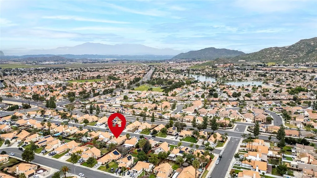 16151 Nippet Lane, Moreno Valley, California 92551 home-pic-36