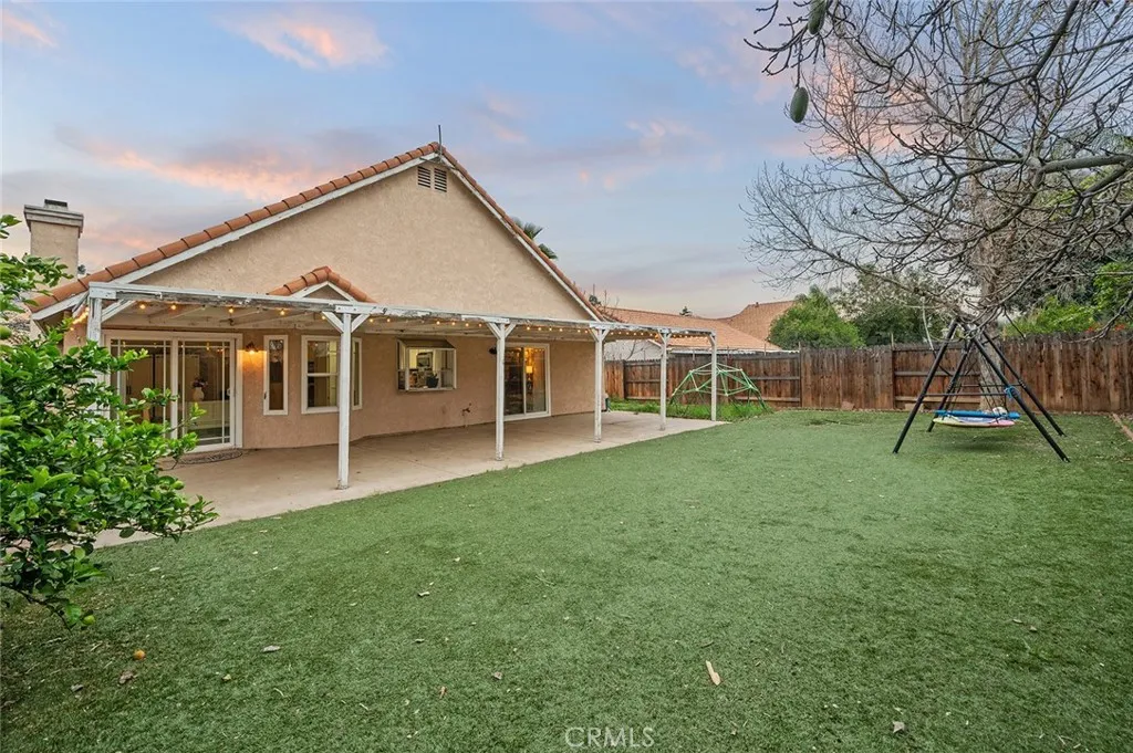 16151 Nippet Lane, Moreno Valley, California 92551 home-pic-6