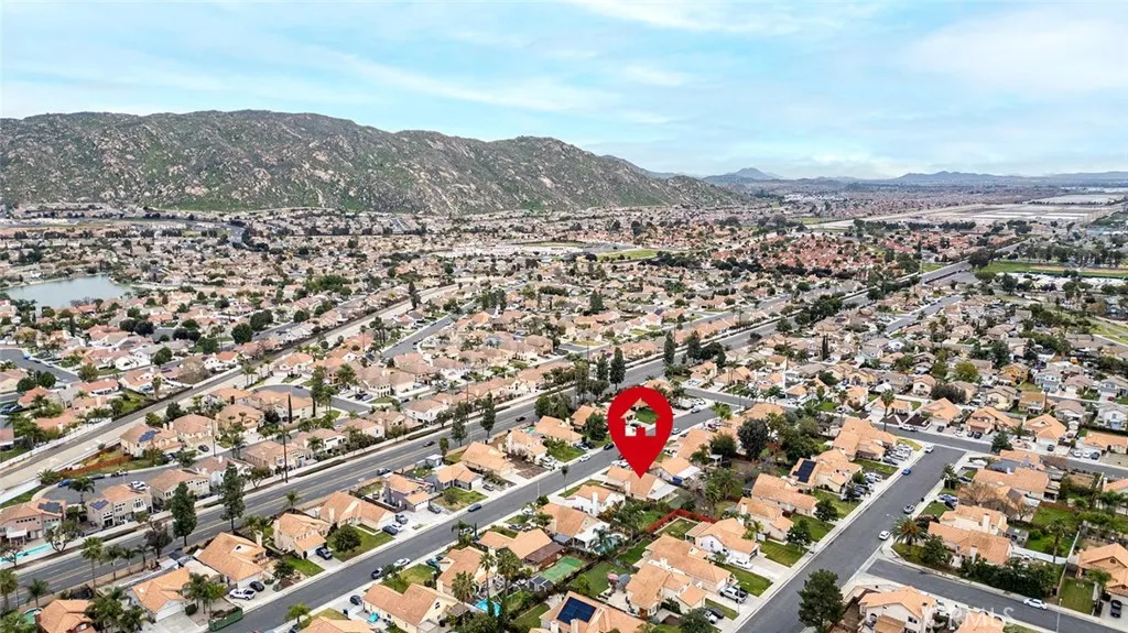 16151 Nippet Lane, Moreno Valley, California 92551 home-pic-35