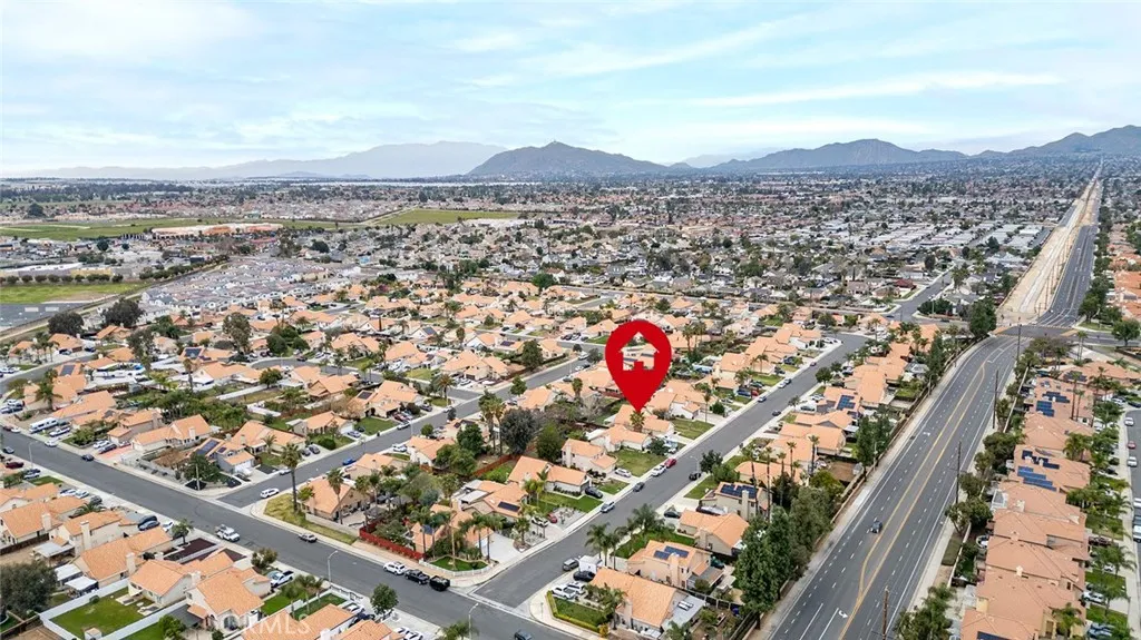 16151 Nippet Lane, Moreno Valley, California 92551 home-pic-34