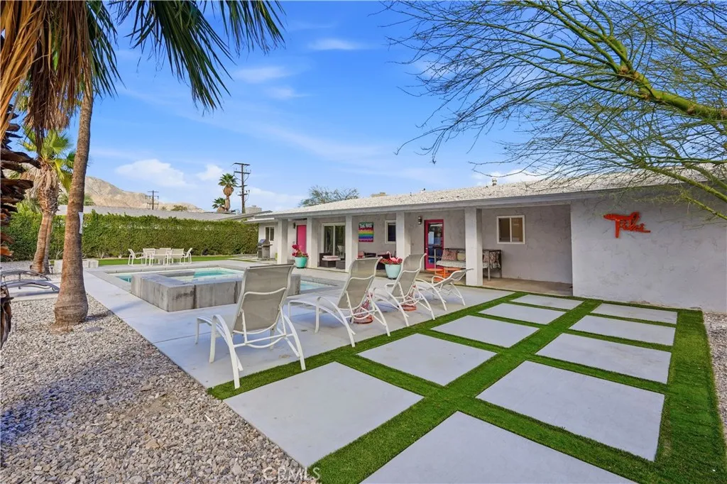 303 E San Rafael Drive, Palm Springs, California 92262 home-pic-45