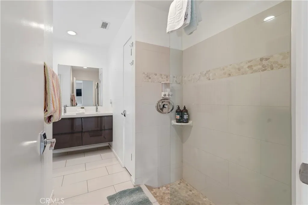 303 E San Rafael Drive, Palm Springs, California 92262 home-pic-40