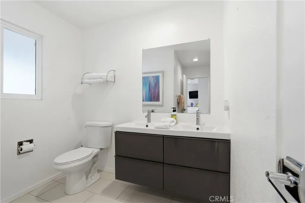 303 E San Rafael Drive, Palm Springs, California 92262 home-pic-41