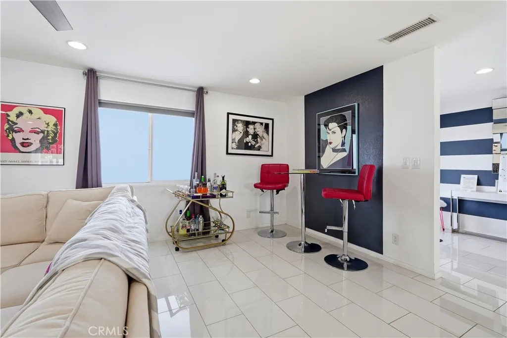 303 E San Rafael Drive, Palm Springs, California 92262 home-pic-18