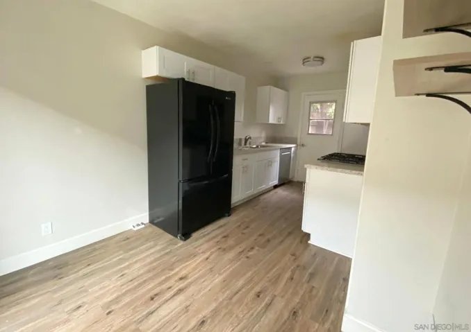 1060 E Washington Ave 5, Escondido, California 92025