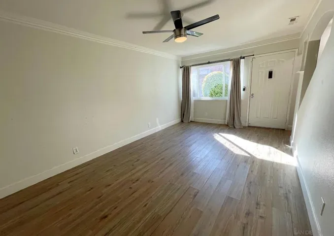 1060 E Washington Ave 5, Escondido, California 92025