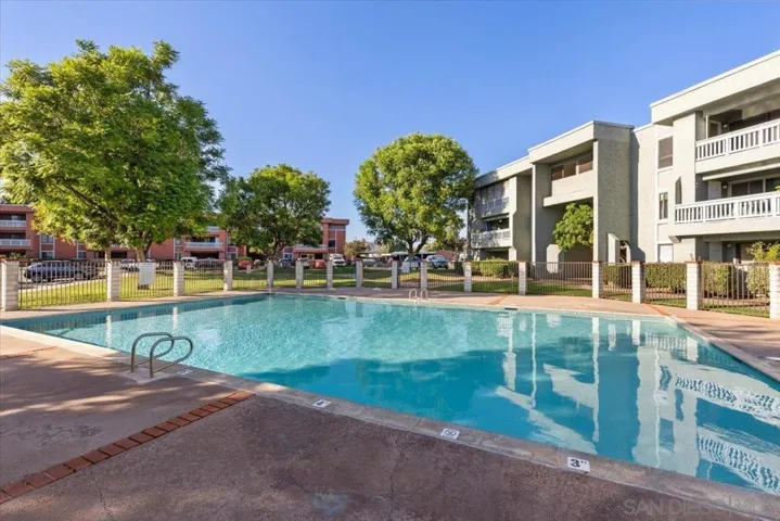 1060 E Washington Ave 5, Escondido, California 92025