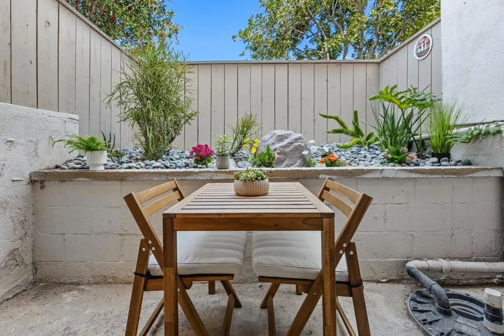3230 Ashford Street B, San Diego, California 92111 home-pic-21