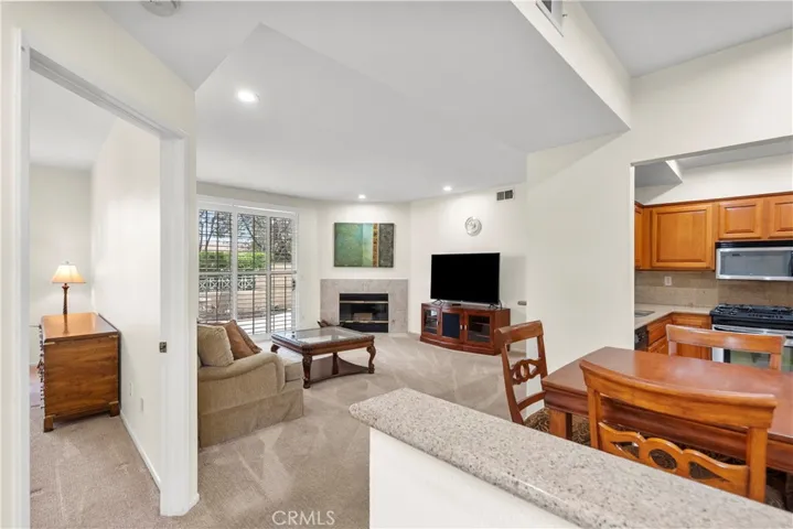 23609 Del Monte Drive 299, Valencia, California 91355