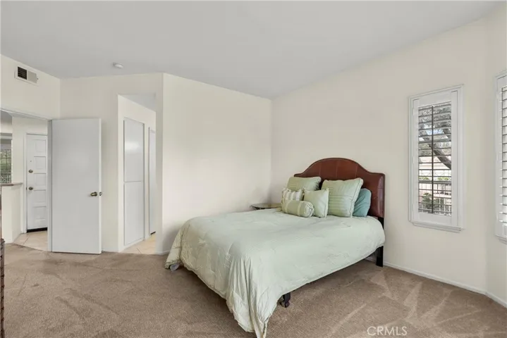 23609 Del Monte Drive 299, Valencia, California 91355
