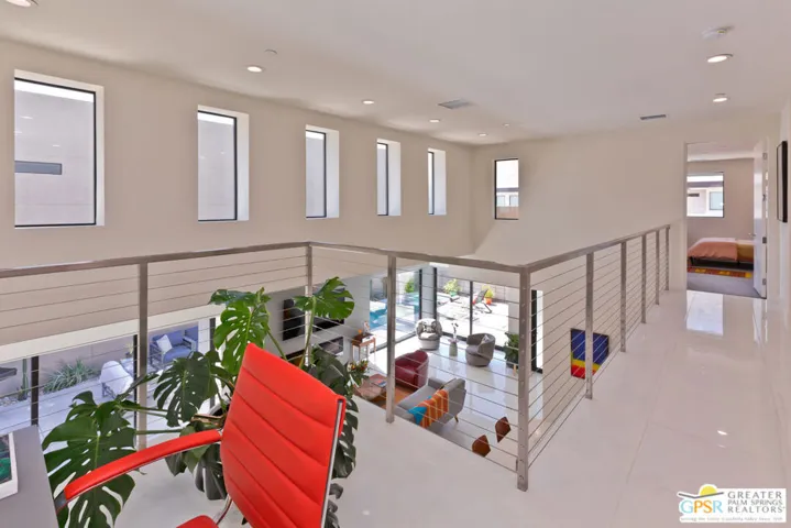 Upper Floor Work Desk with Ple