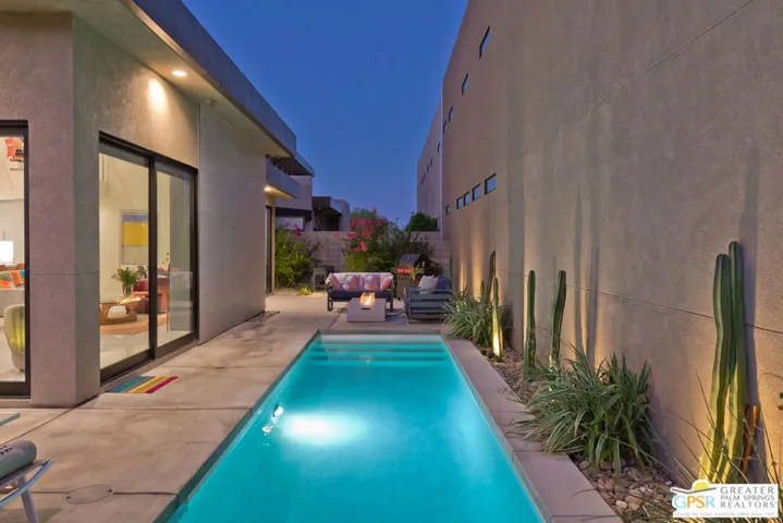 Refreshing Outdoor Entertainme