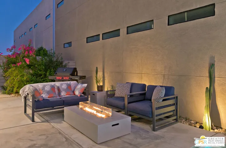 Patio Relaxation by the Firepi