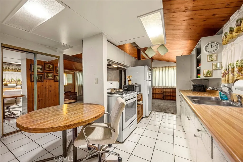 12312 Dune, Norwalk, California 90650 home-pic-8