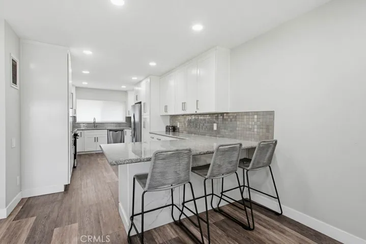 1860 W Glenoaks L, Anaheim, California 92801